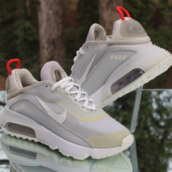 Nike Air Max 2090 Light Smoke Grey Women’s Size 7 - Picture 1 of 15
